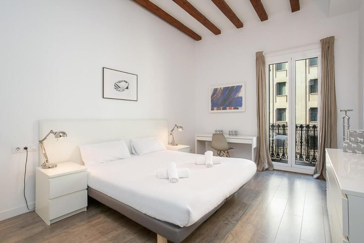 Paseo De Gracia Modern 4bd With Terrace