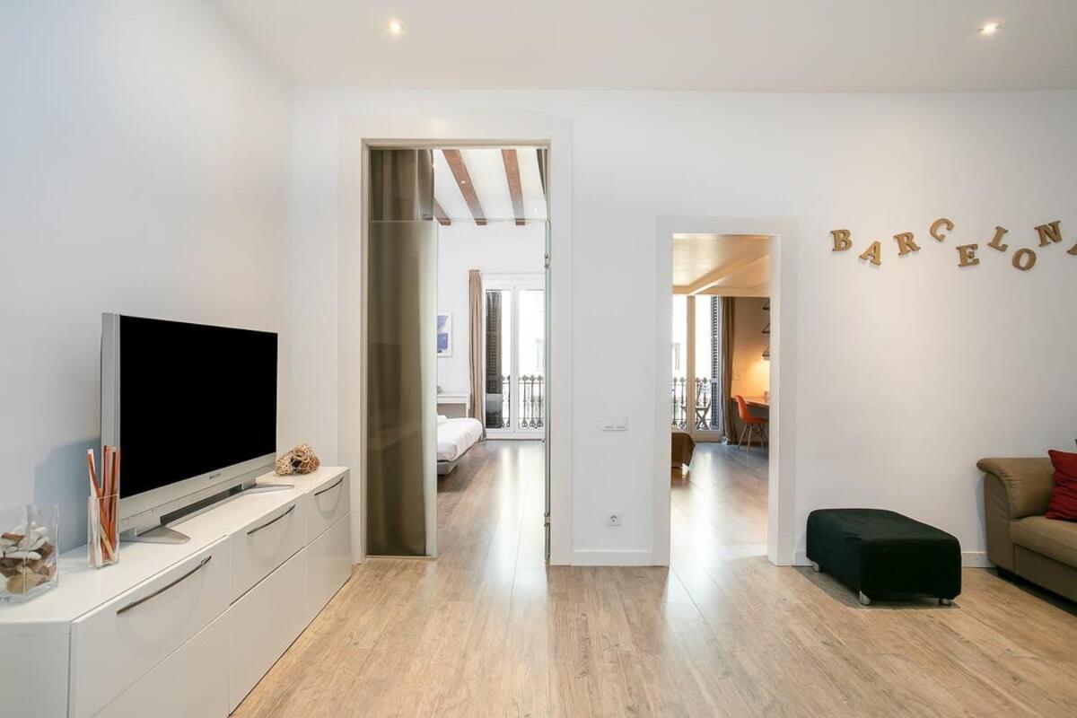 Paseo De Gracia Modern 4bd With Terrace * Barcelona