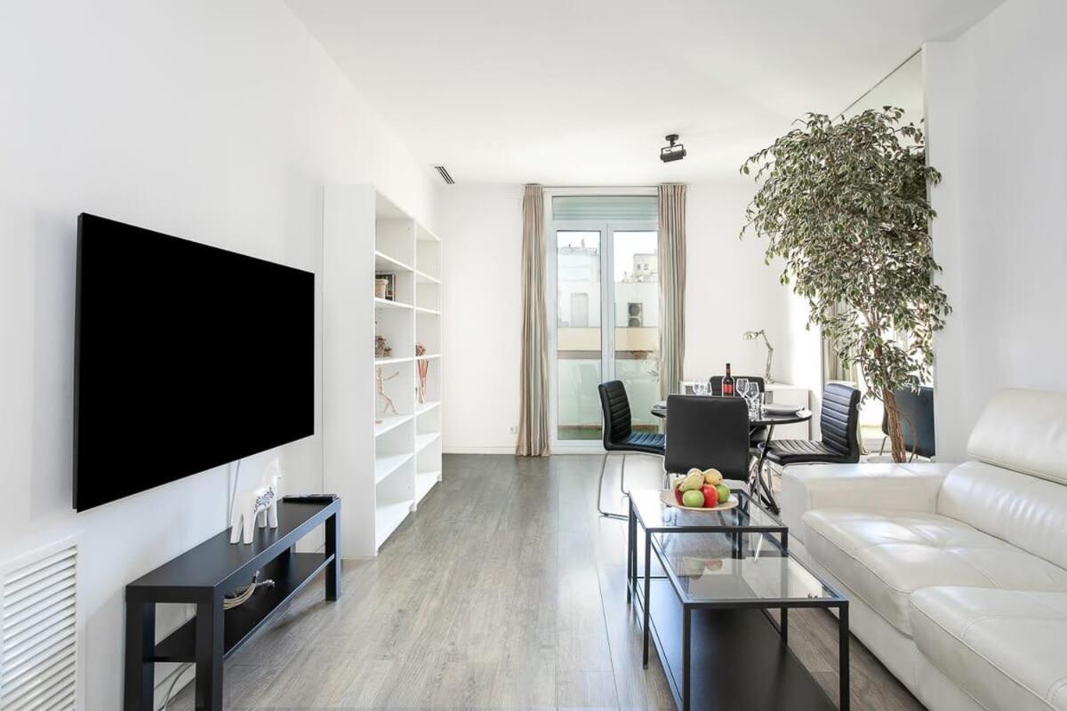 Paseo De Gracia Modern 4bd With Terrace * Barcelona