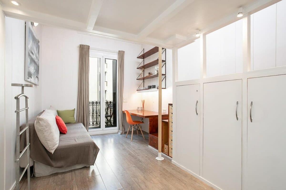 Paseo De Gracia Modern 4bd With Terrace *